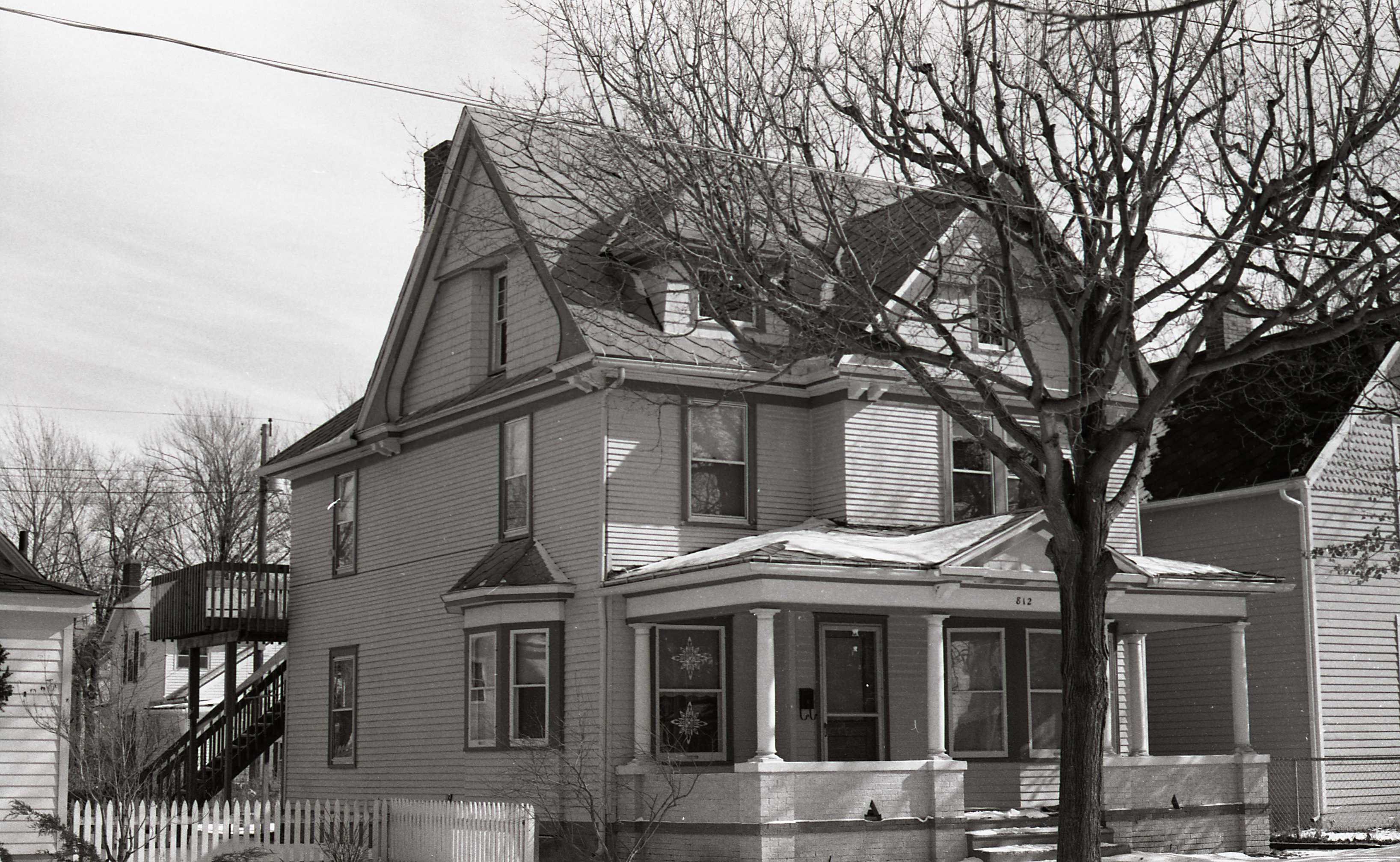 812 Forest Avenue